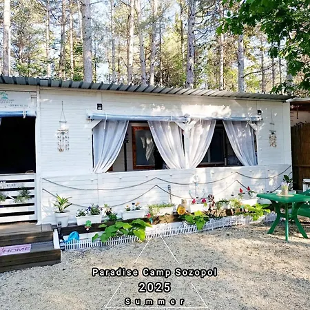 Kamp alanı Paradise Camp *